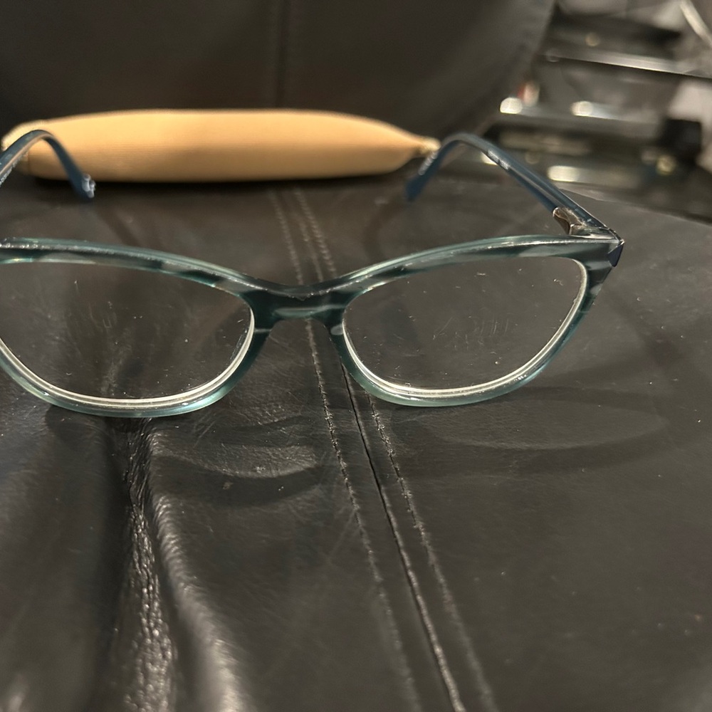 Foster Grant Teal and Black Men's Glasses - Picture 3 of 8